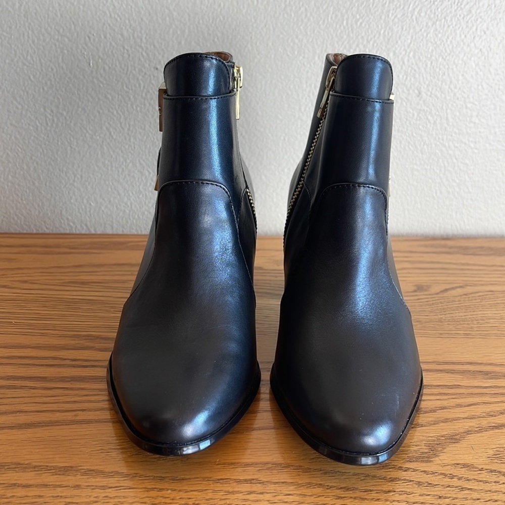 Calvin Klein Black Leather Boots Size 5.5 - Picture 2 of 8